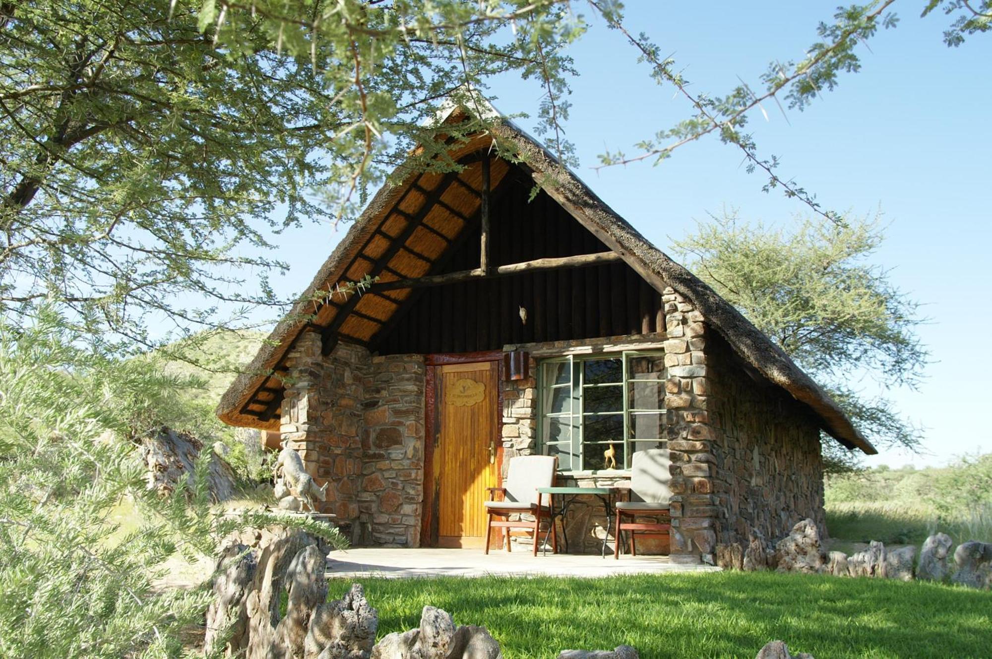 Etusis Lodge Usakos Exterior photo